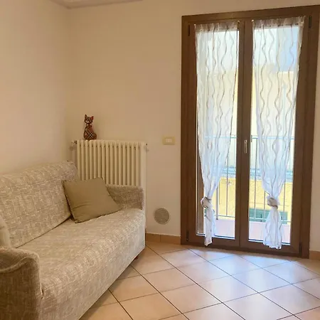 Apartment Lovely In Center Of *