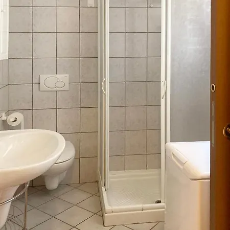 Apartman Lovely In Center Of