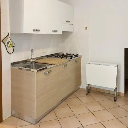 Apartman Lovely In Center Of *